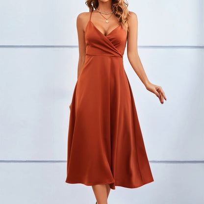 Robe rouge bordeaux élégante et cintrée